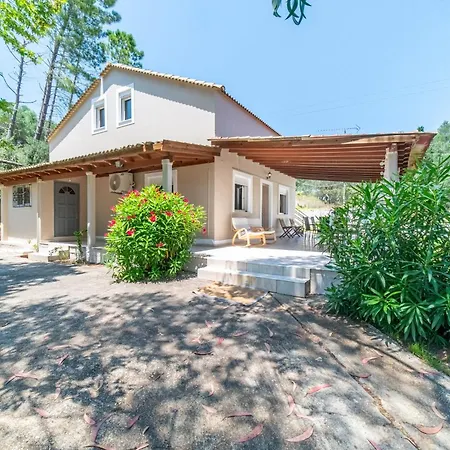 Feriehus Depiros Corfu Anaplades